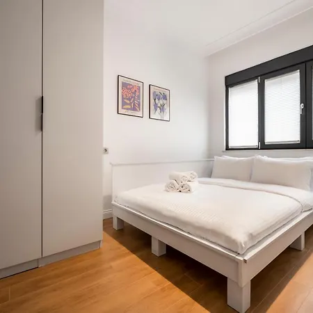 Dainty Studio In Historic Neighborhood